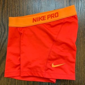 Red Nike Pros XS
